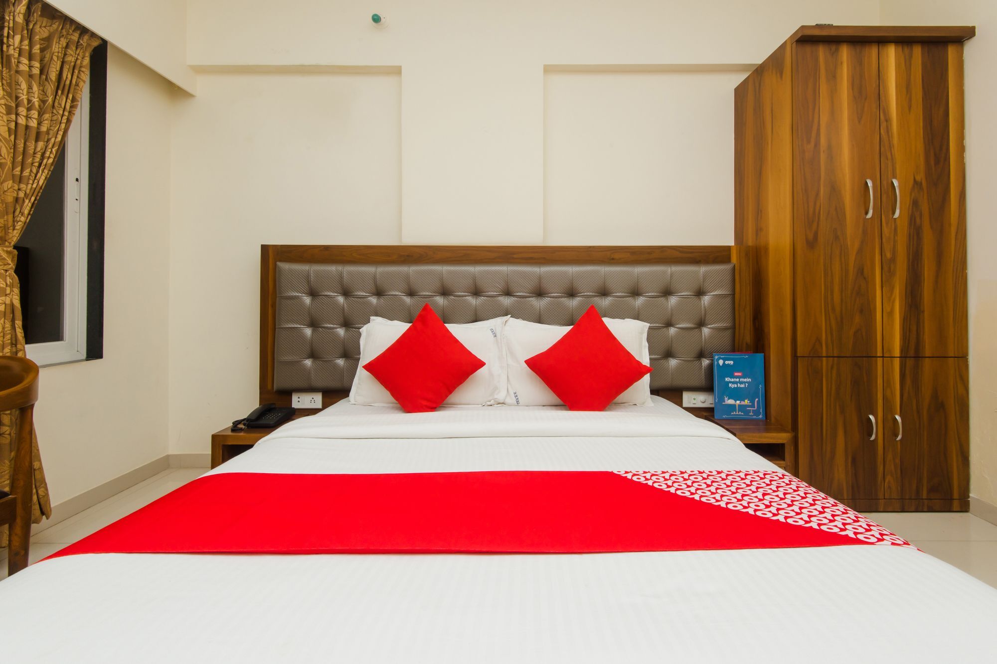 Oyo 11441 Hotel Blue Bells Residency Мумбаи Экстерьер фото
